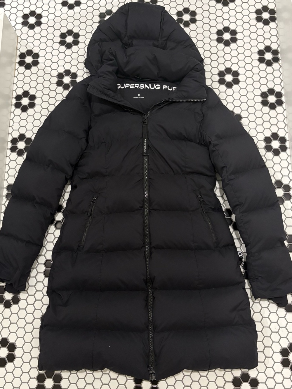 Aritzia The Supersnug Puff